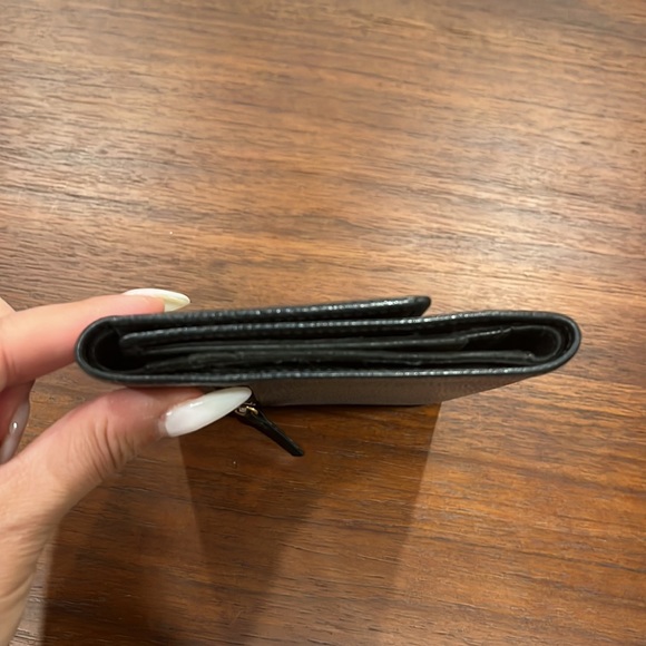 Chanel CC Vintage Timeless Black Caviar Leather Wallet - Picture 10 of 13